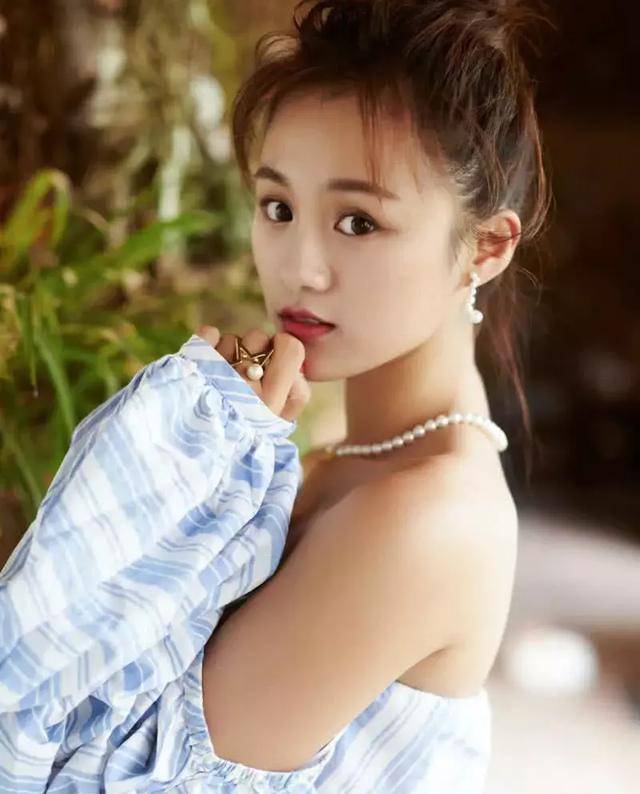 本是一棵舞蹈好苗子,吃了表演的饭,凭《三生三世》走红_安悦溪_美少女