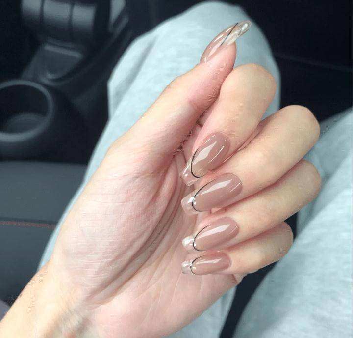 原创强迫症的克星反法式美甲优雅高级入手不亏