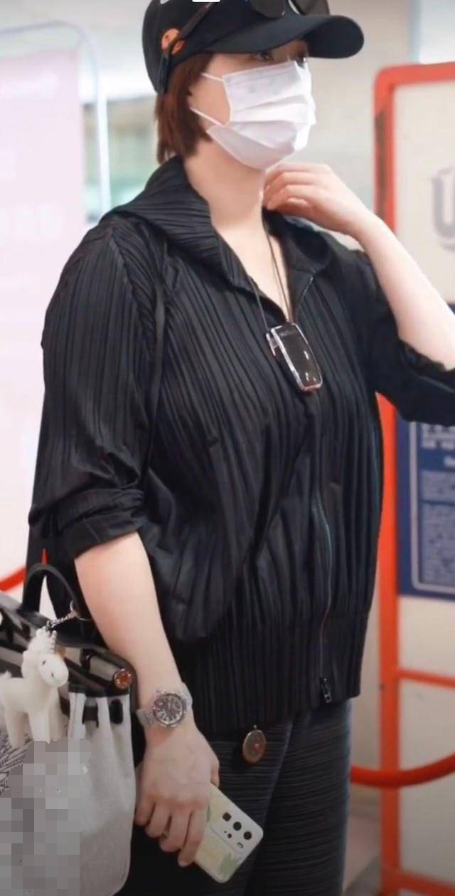 《欢乐颂》的樊胜美一角,不过虽然蒋欣的演技获得无数大赞