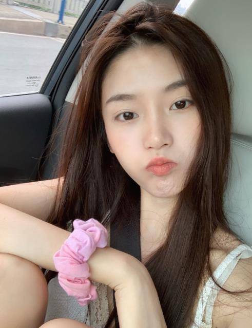 否认赚一百万传闻,没有复出打算!_姐姐_事情_刘阳