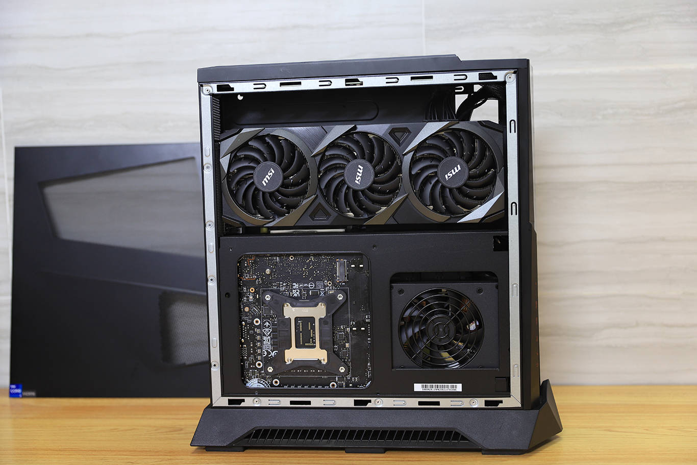 高性能迷你游戏主机微星海皇戟x12代游戏主机