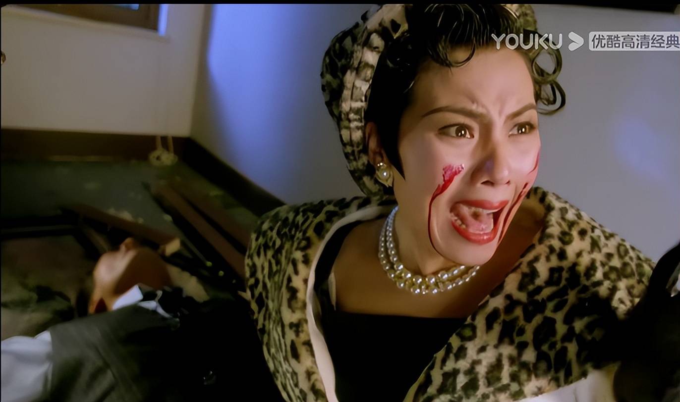 人皮灯笼:一个不修边幅的小混混,前世却是一个风流倜傥的大律师