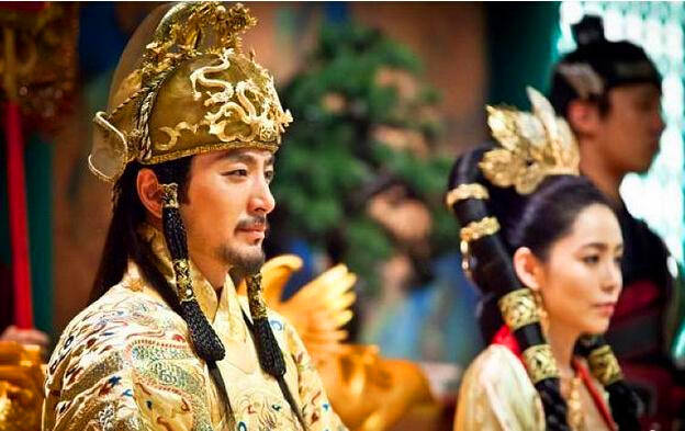 李氏朝鲜：国祚519年，历经26位国君，兴于崇武，衰于崇文_李成桂