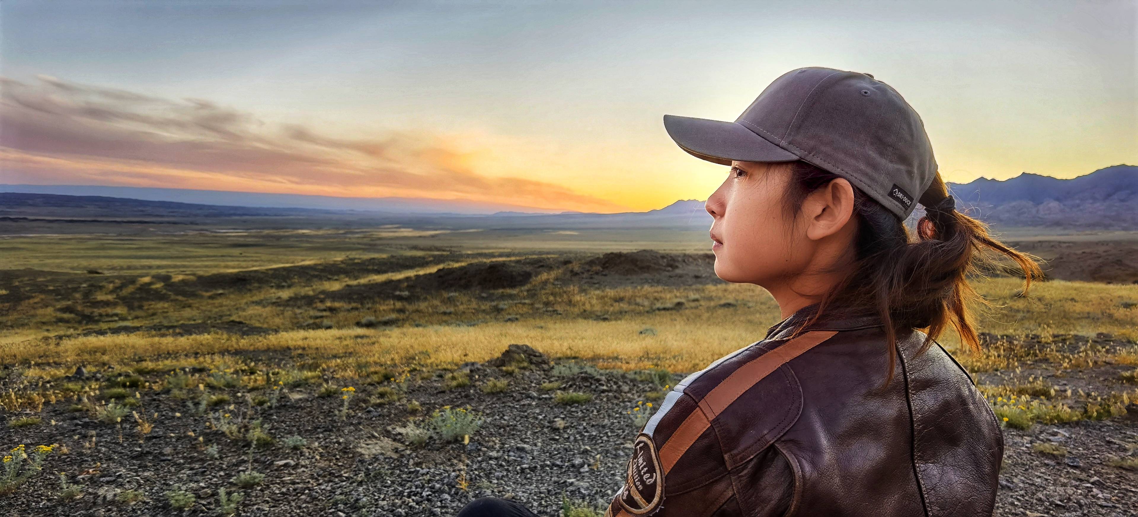 新疆阿勒泰90后河狸公主和上百万九零后一起做了件大事