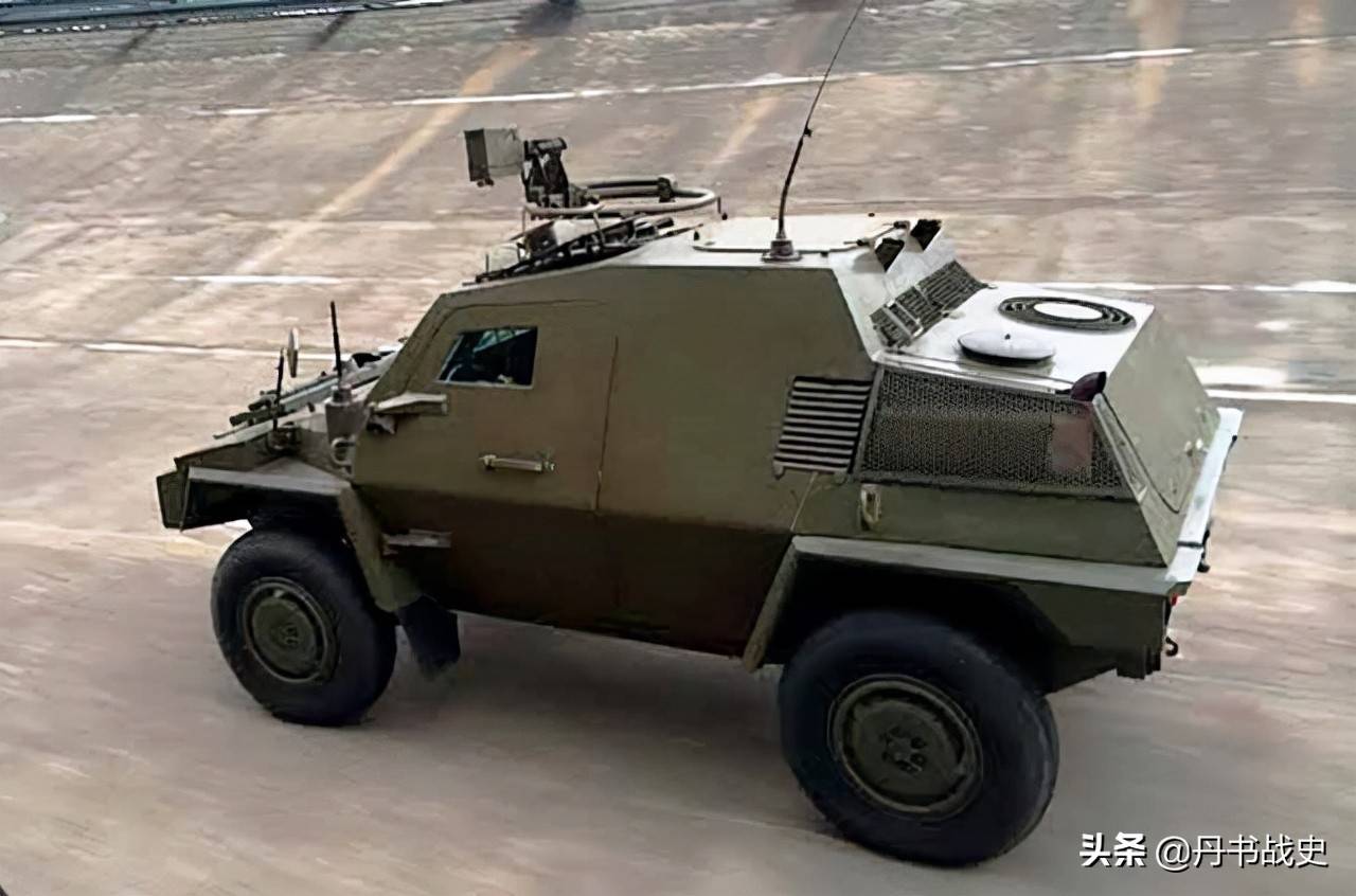 来自法国的小家伙,雷诺vbl轻型战斗侦察车_装甲车_哈德_公司