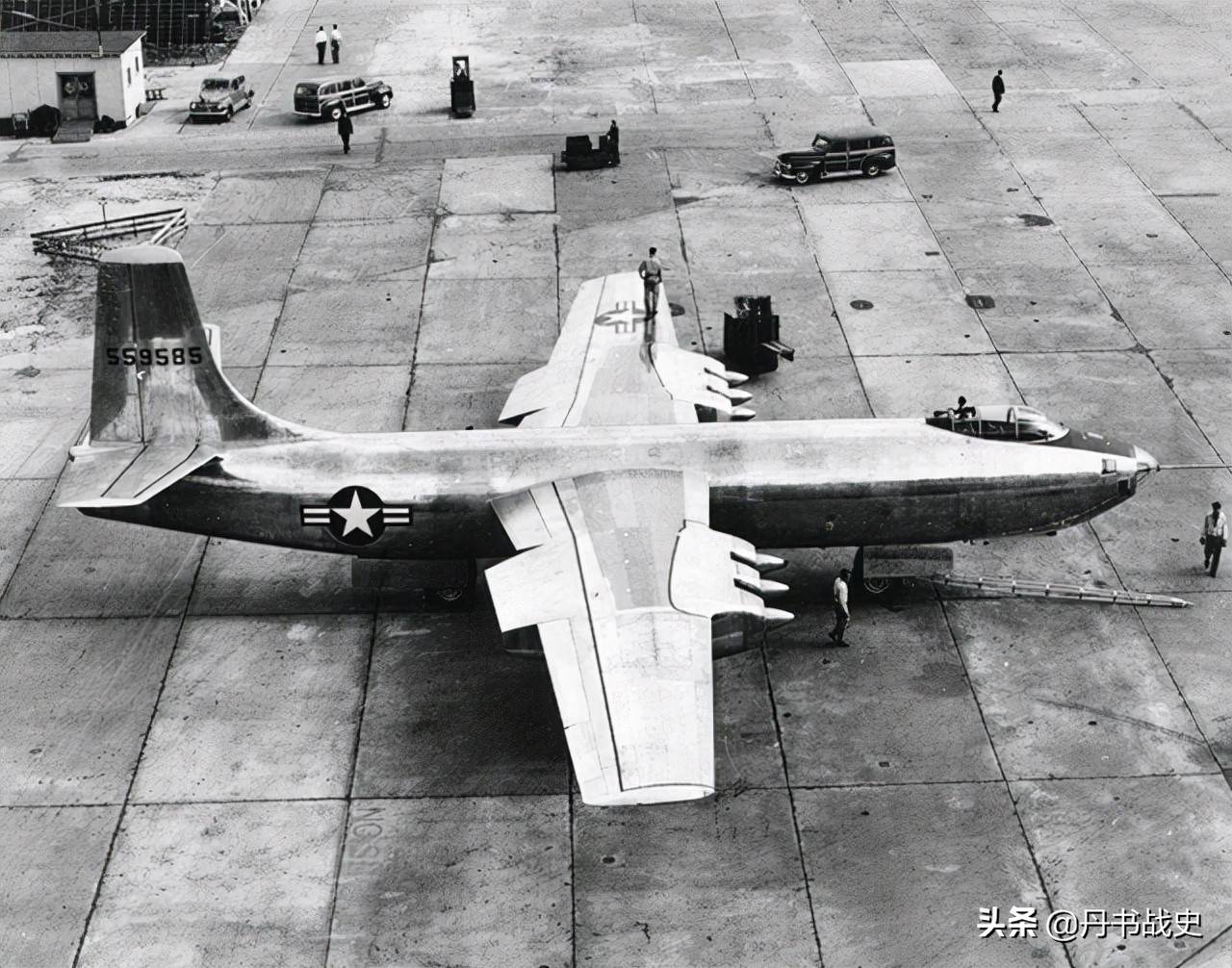 XB15轰炸机图片