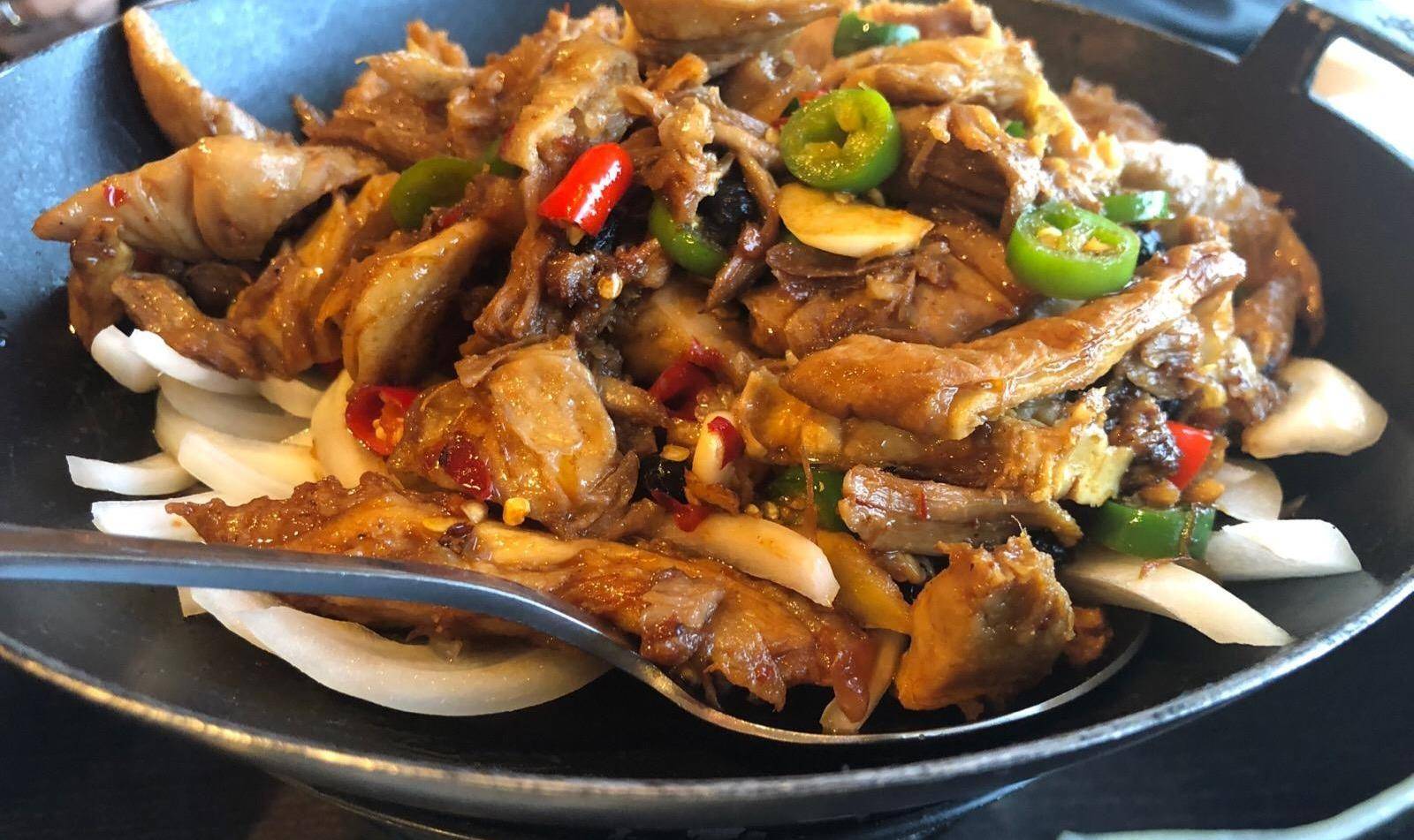 拆骨肉烧肥肠,成本低,满足爱吃肥肠的你_步骤_大肠_进行