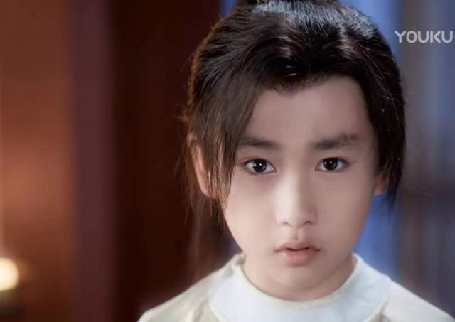 我叫刘金凤中10岁小云嶂演技炸裂颜值爆棚