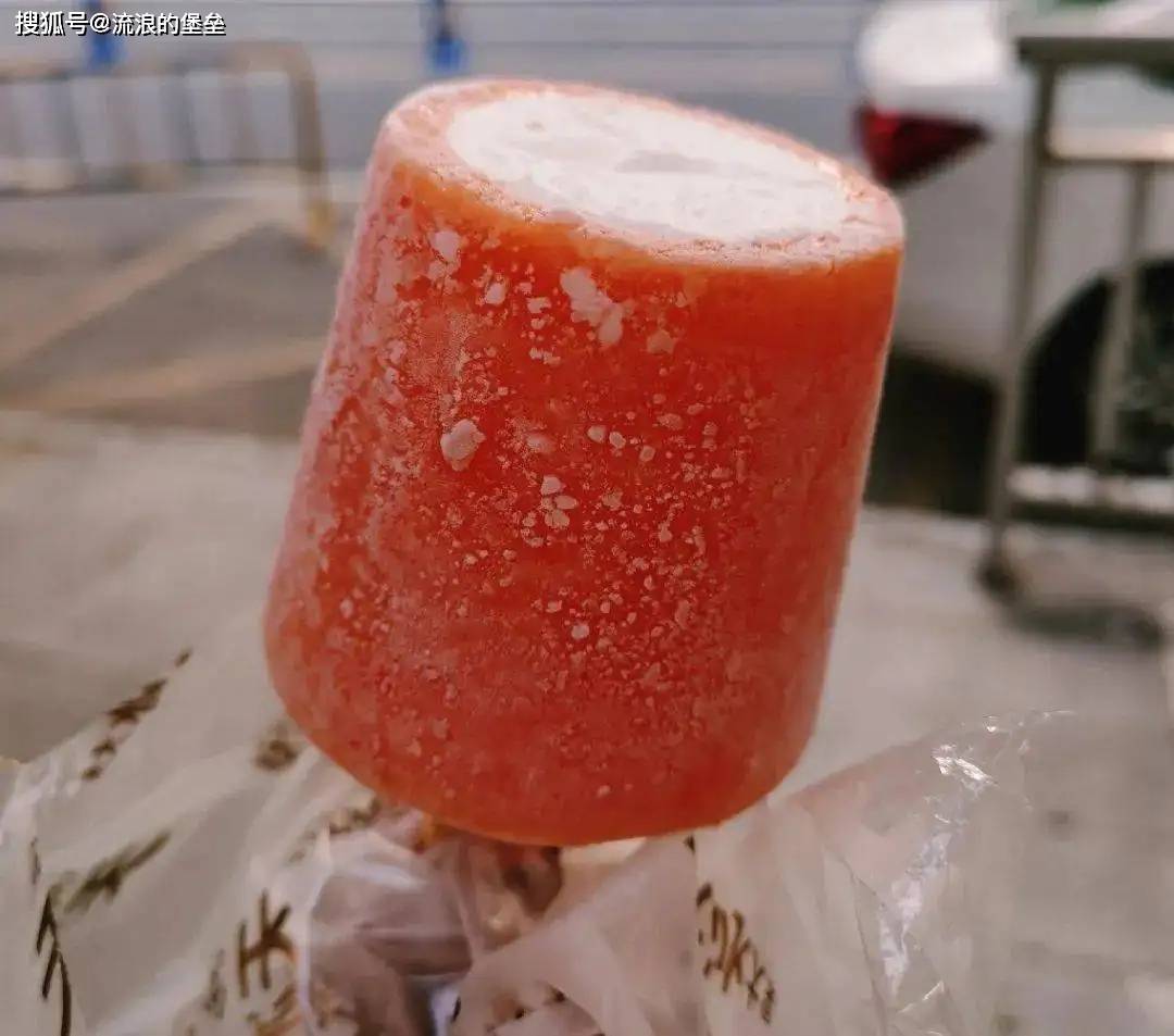 14,酸溜溜很好吃,嚼起来不太费力,苹果味是最浓郁的,其他口味的就是