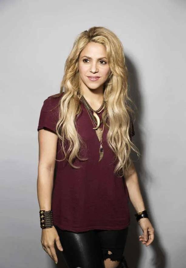 狼女夏奇拉,兼具魔女和天使才华横溢的拉丁摇滚天后_专辑_like_英语