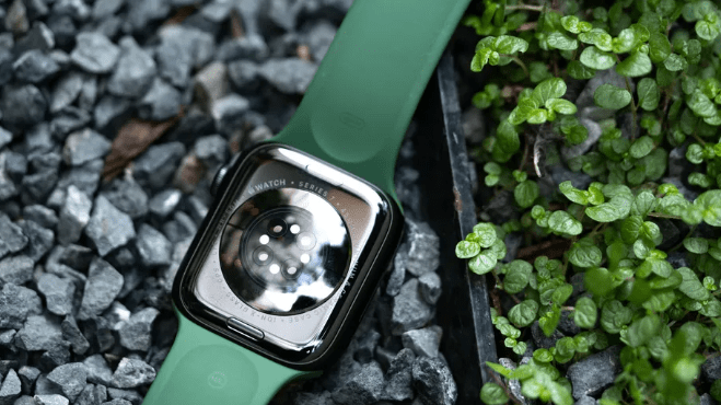 极限运动 Apple Watch 可能有更大的屏幕，“坚固的金属”外壳