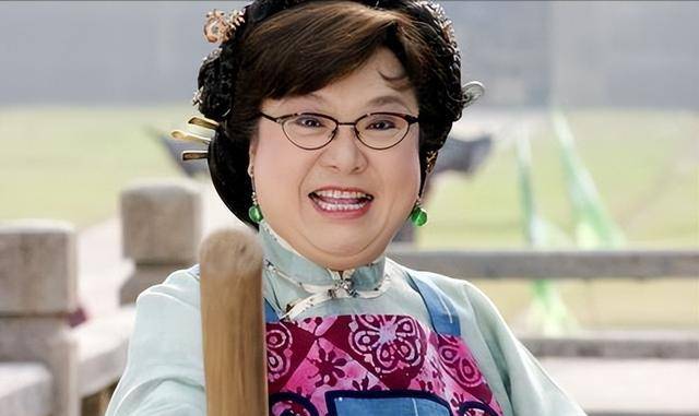 沈殿霞的痴情终究错付了,62岁患癌离世,为女儿留下6000万遗产_郑少秋