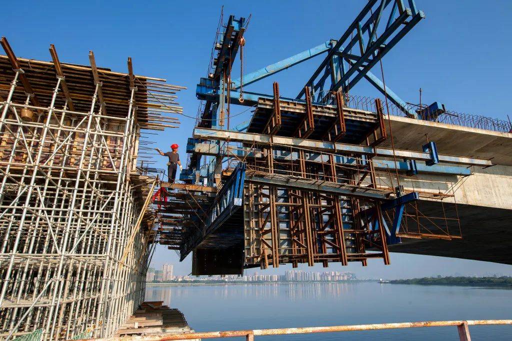 据悉,圣平岛大桥项目是遂宁市农网建设项目之一.