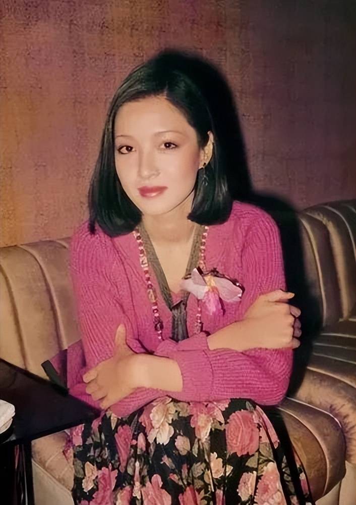 吃3次安眠药却没死,从此风流成性,妻子比他小30岁_李敖_罗君若_王尚勤