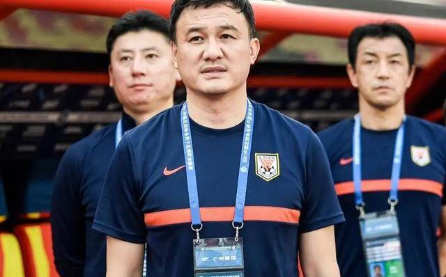 山东泰山前领队曝光郝伟三大罪状,舒畅独木难支_中国_俱乐部队_方式
