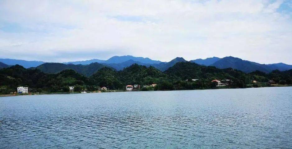 娄底旅游推荐:白马湖_水库_涟水_马形山