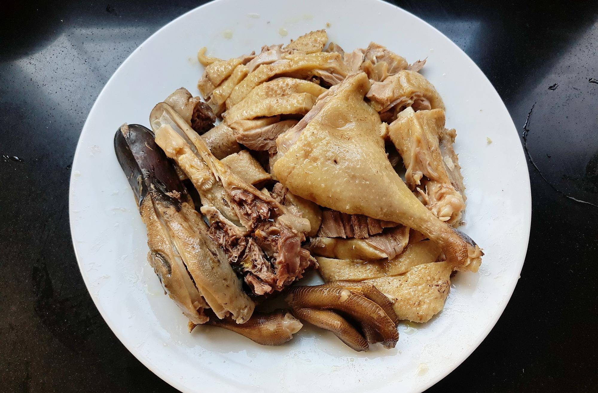 原创湖南衡阳老麻鸭两食白斩鸭美味但客家咸鸭更胜