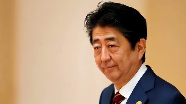 7月8日,日本前首相安倍晉三在奈良市街頭為自民黨參議院候選議員拉票