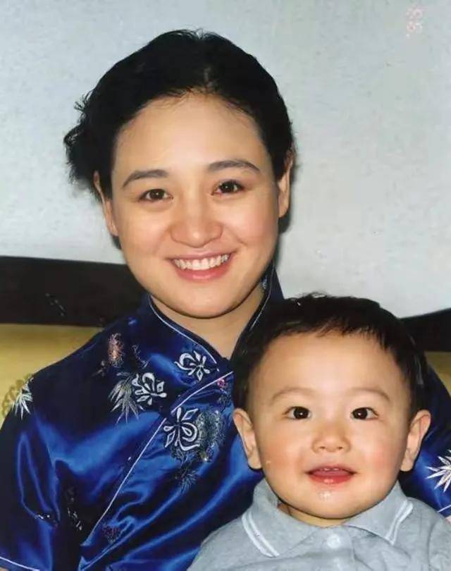 演员伍宇娟:我和贾宏声没有结过婚,他也不是我儿子的父亲_手机搜狐网