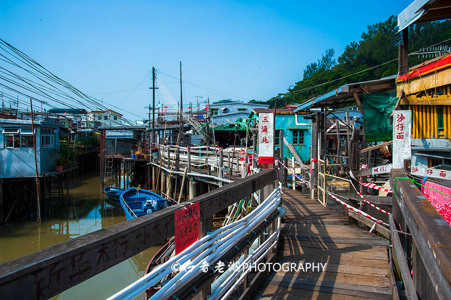 香港大澳渔村：都市里的海上“九龙城寨”