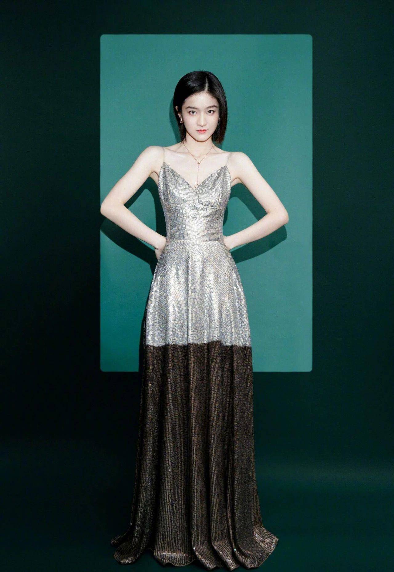 原创张雪迎这衣品也是没谁了私服优秀极了堪称小个子女生穿搭模板