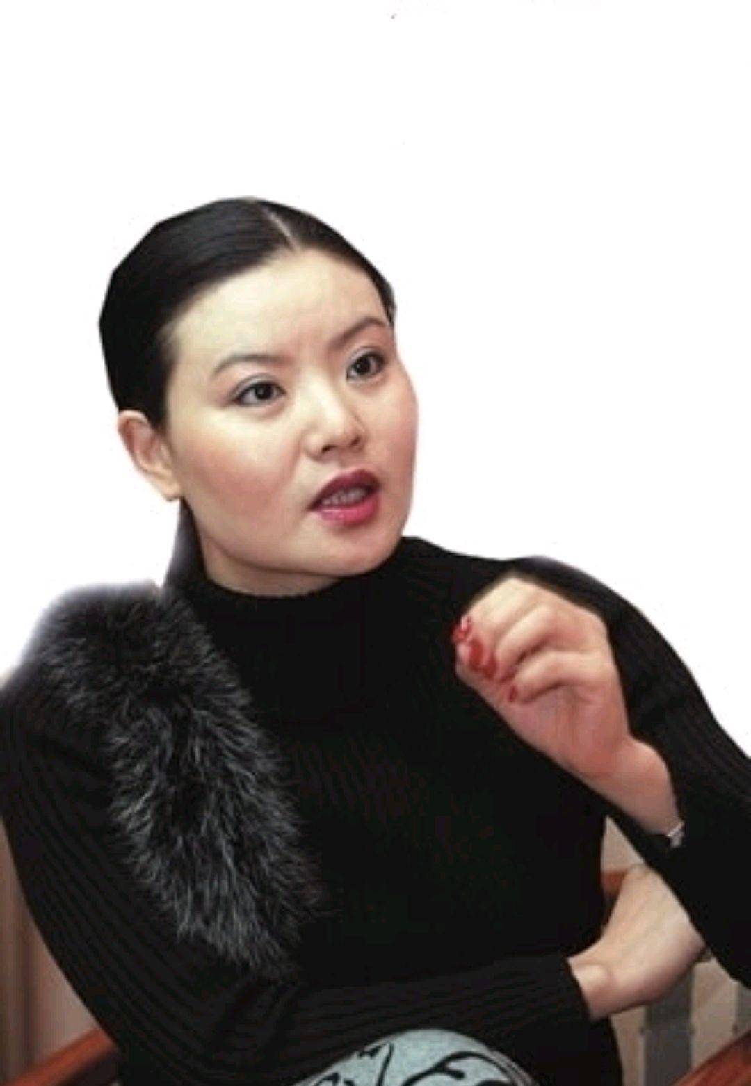 邓敏曾经也是京剧舞台上风靡一时的人物,可惜啊,也是不知是何原因就