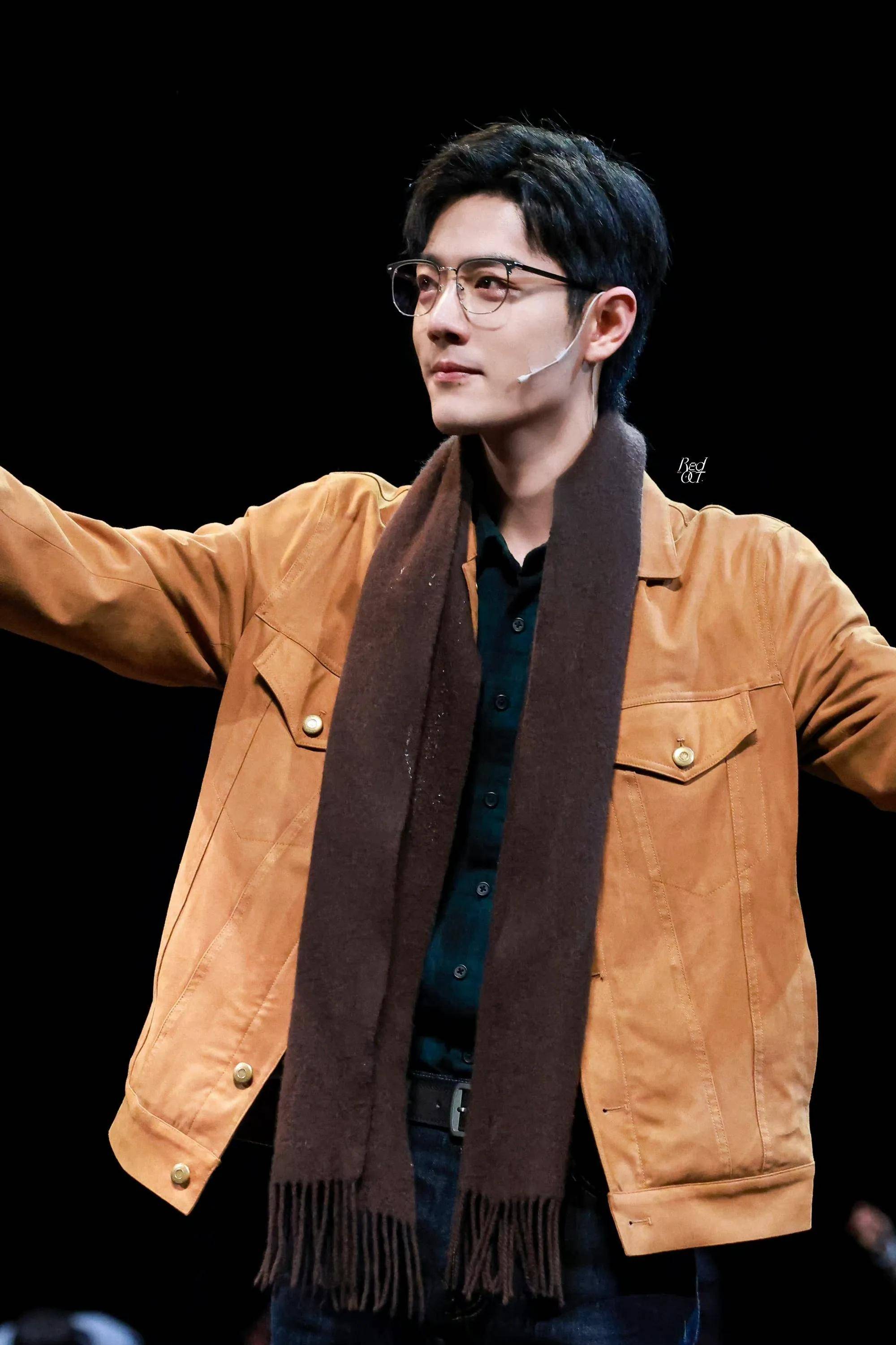 原创肖战半夜发绿洲告诉了我们什么他的魔力到5号的魔力