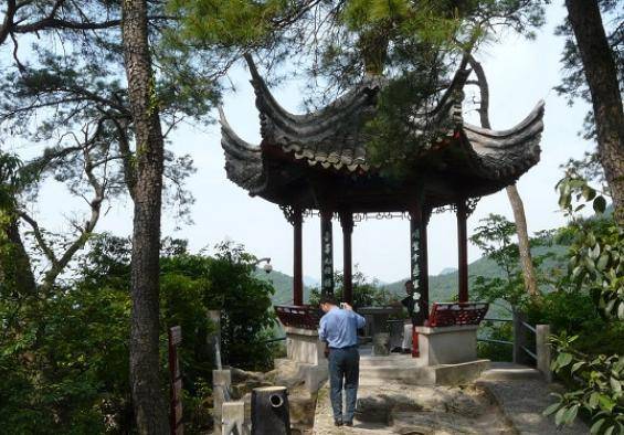 佛教名山，弥勒佛道场！浙江这一森林公园，还被誉为四明第一山