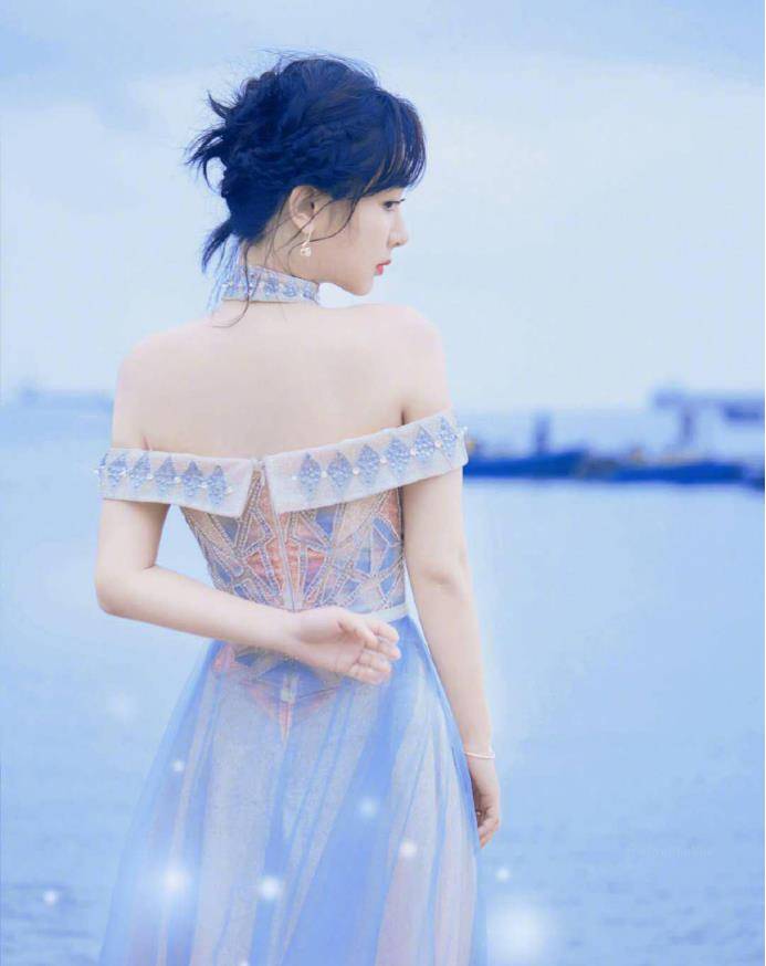 杨紫蓝色纱裙图片图片