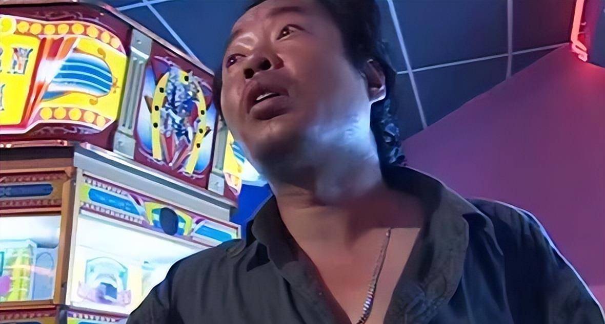 原创他是征服里的神秘大哥势力比刘华强还大现实中也相当狂妄