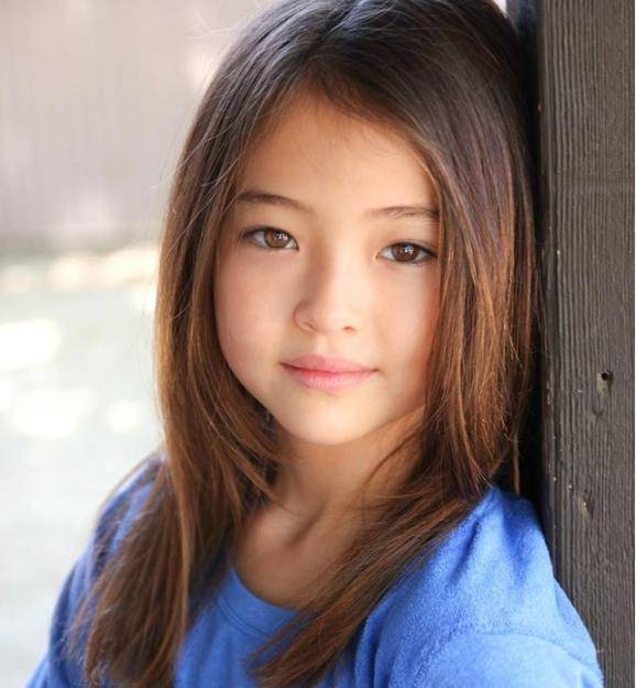 原创7岁被称小宋慧乔12岁登纽约时装周被赞百年难得一见美女