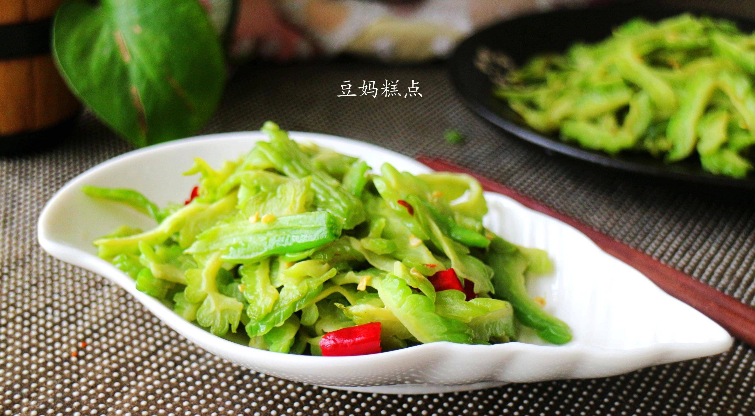 原创每天一道纯素菜分享12道家常素小炒节后清肠减肥必备