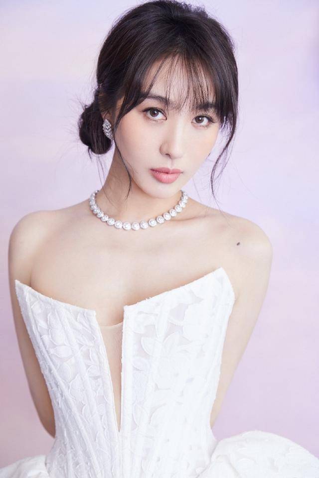 李菲儿简介图片