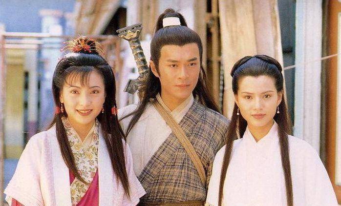 李若彤秒变少女,黄蓉与雕兄合影_小龙女_杨过_版本