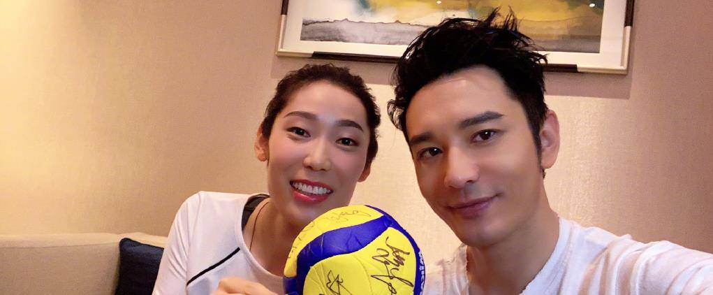 原创黄晓明为朱婷庆祝25岁生日拍43秒视频爱意满满闺蜜袁心玥酸了