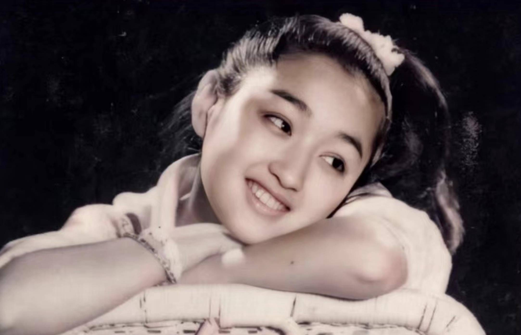 杨和赖分手25年后,一人未婚不育,另一人结婚生子_香港_赖文峰_杨玉英