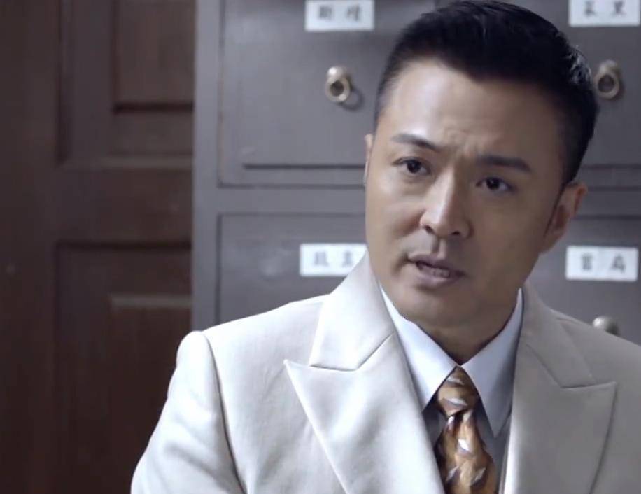 《惊蛰》陈金旺装傻露出马脚,他最在意的人一直是陈山_保护_父亲_儿子