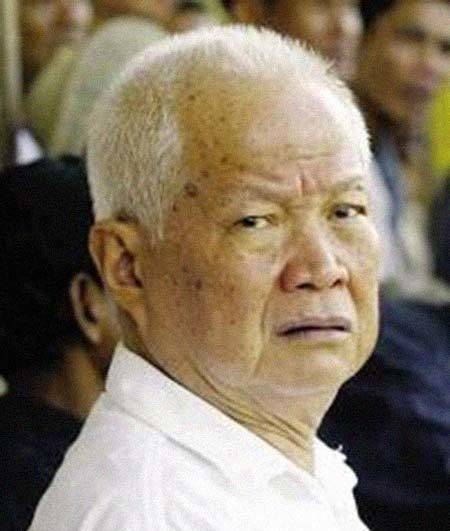 乔森潘年轻时还算英俊,老年时却面貌大变,令人生厌_西哈努克_波尔布特