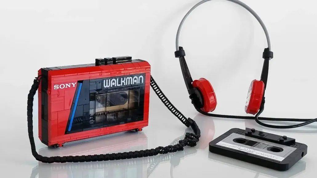 80年代的回忆！乐高Ideas作品Sony Walkman获得万票支持_手机搜狐网