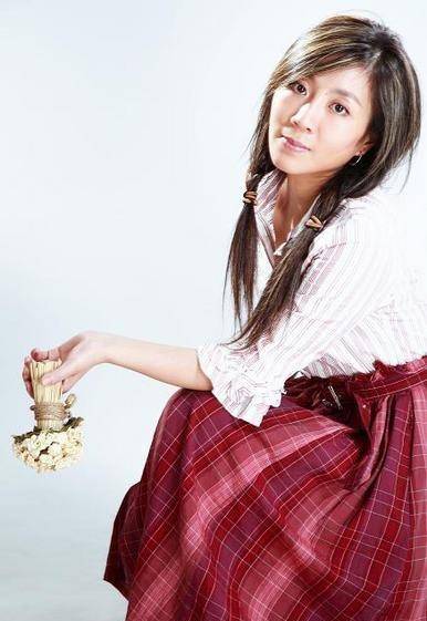 周小飞还在张艺兴的《老九门》中饰演了一位日本女人田中良子让不少