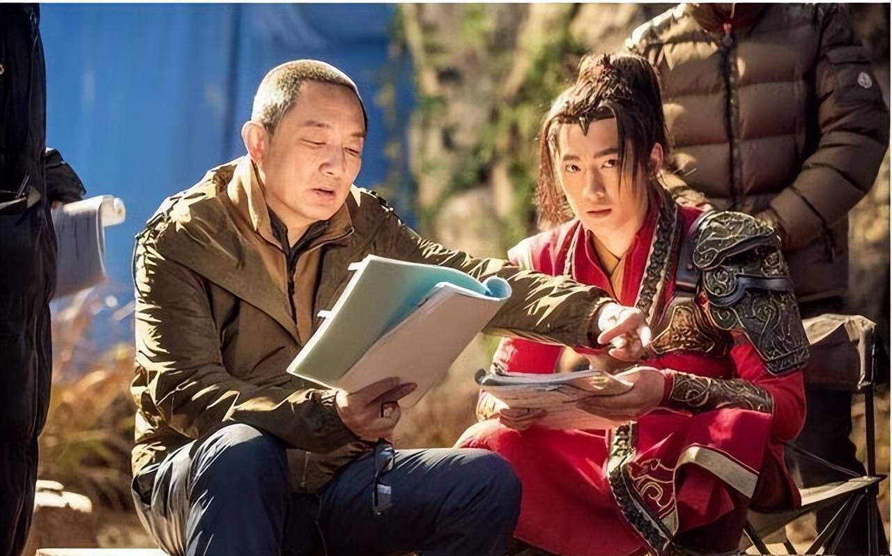 大学_父亲_摄像