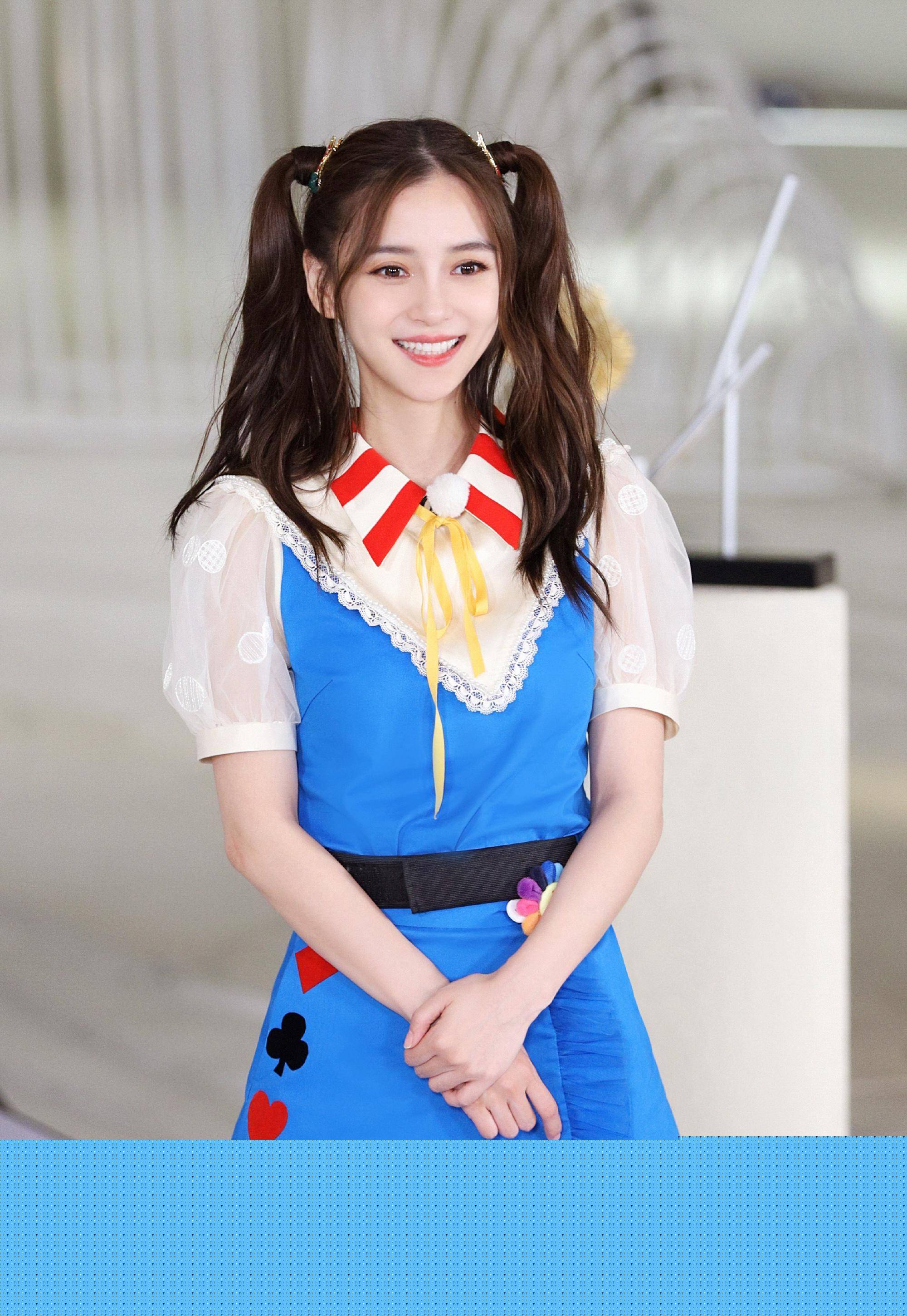 原创杨颖时尚感也太强了吧双马尾辫俏皮又可爱31岁依然少女心