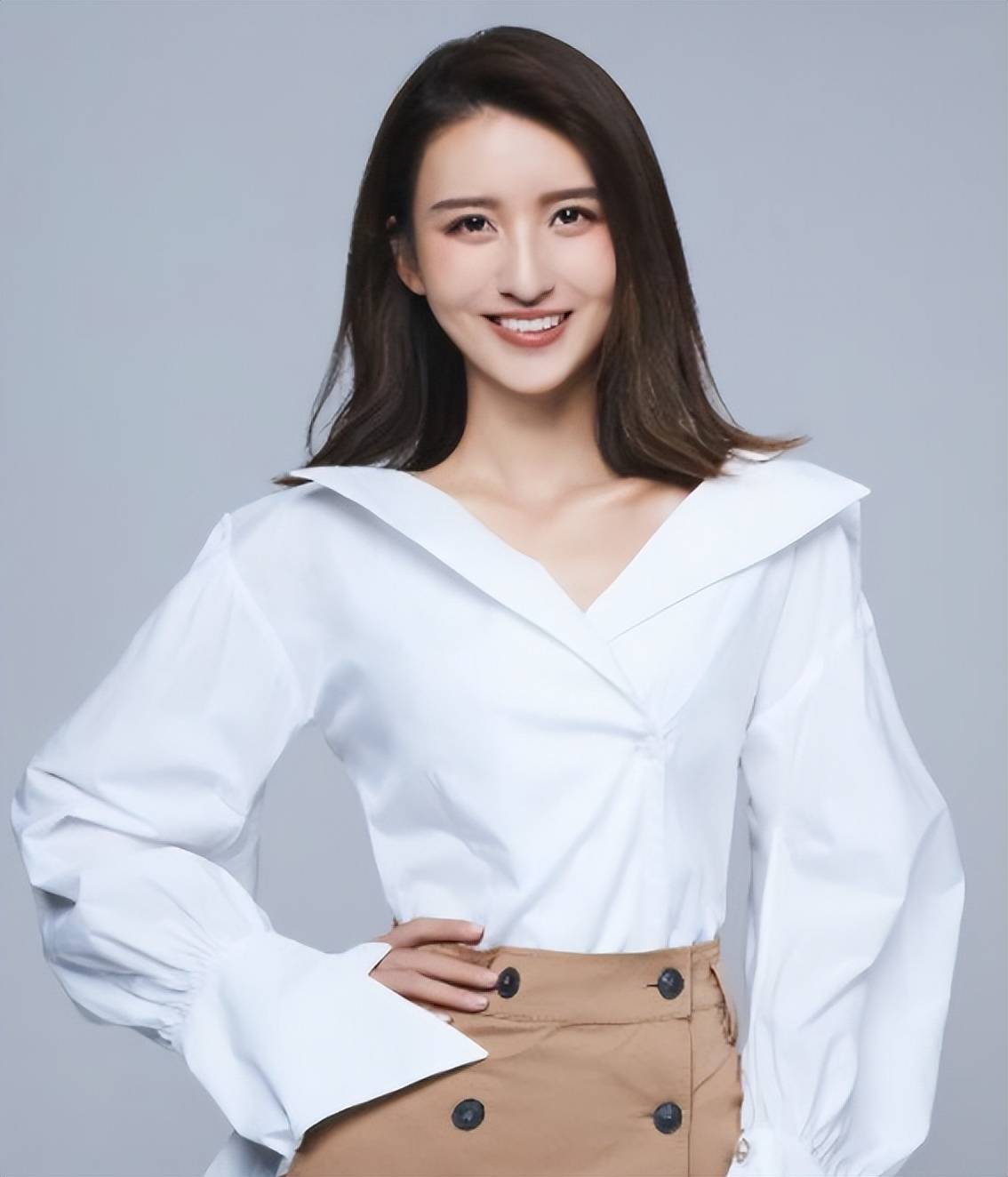 原创主持人龚凡放弃保送清华北大的it学霸跨界去做主持她值得吗