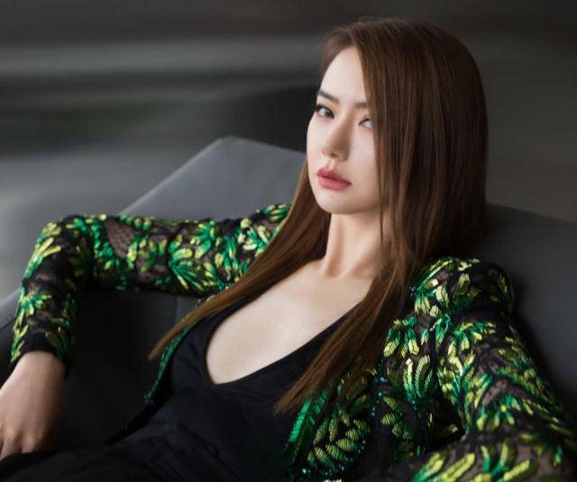 外套_袁立一_性格