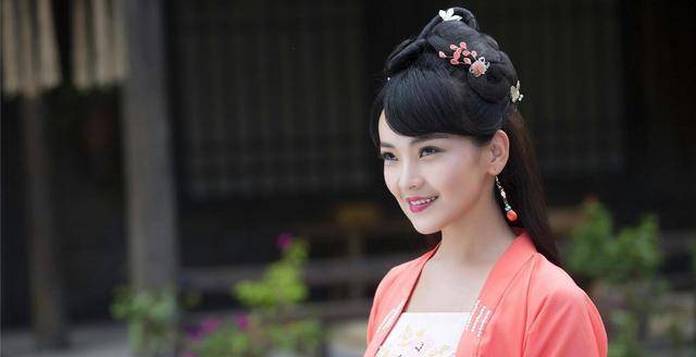 我的姐姐:肖战罗云熙都有一个好姐姐,王凯有两个,谁的姐姐最好_灵汐