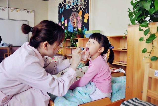 从教十年,幼师妈妈表示不让自己孩子上幼儿园,原因值得家长深思(转) 从教十年,幼师妈妈表示不让自己孩子上幼儿园,原因值得家长深思(转)