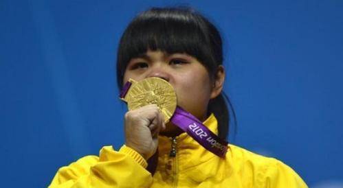 叛徒姚丽:夺冠拒认是中国人,更名改籍为异国争光,结局大快人心_姚莉