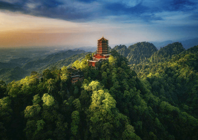 成都的山有哪些？成都10大名山旅游推荐