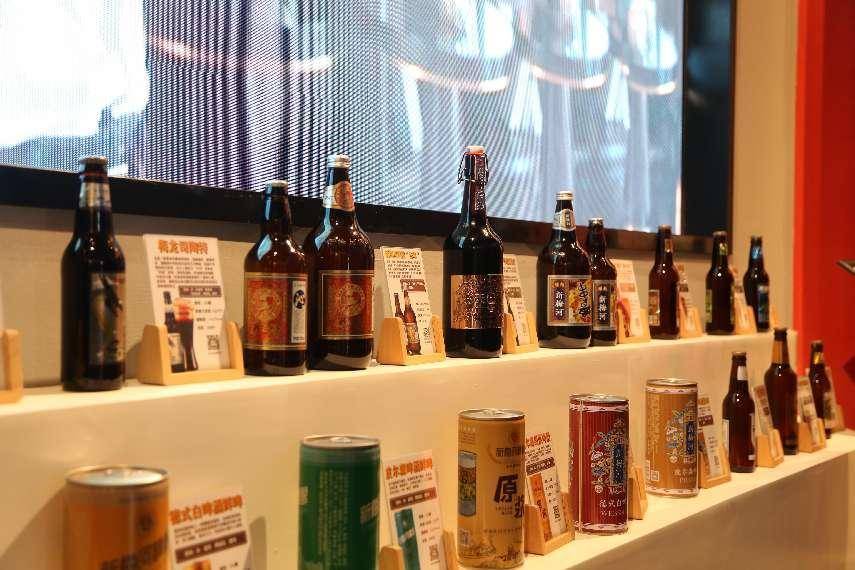 在这里可以深度了解中国城市精酿啤酒的代表之作——新梅河精酿啤酒.