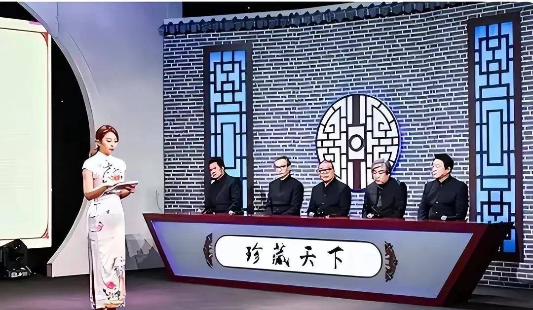 相比其他同类节目,《天下收藏》最精彩的地方在于,一旦识别出假货